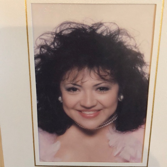 Meet your Posher, Sandra - Picture 2 of 5